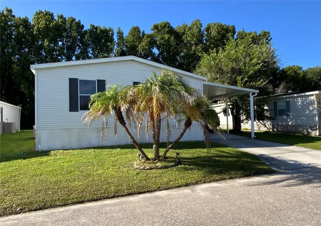 Photo 3 of Manufactured home for sale at 7832 Walkers Cay Ave, Orlando, FL 32822 | MLS# O6443357 | Listing updated on 2026-09-25