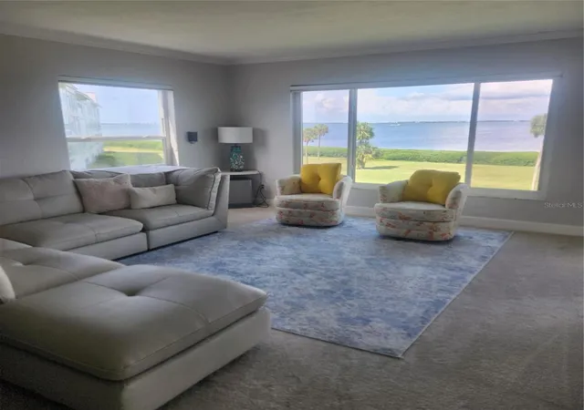 Listing Photo 4 - Condo for sale in building located at 4600 Gulf Of Mexico Dr, Longboat Key, FL 34228 - Unit #301