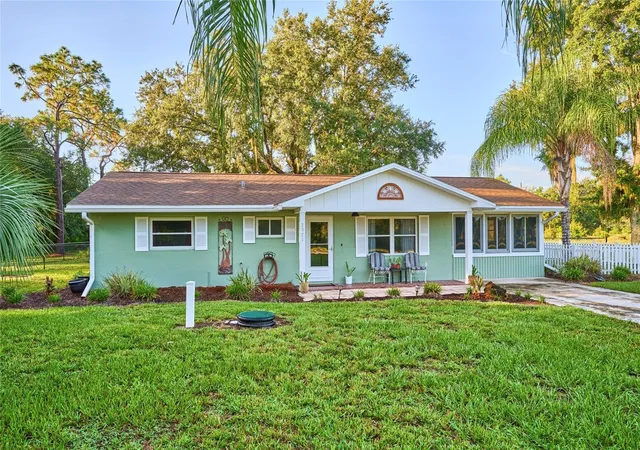 Photo 1 of Single family home for sale at 2971 Gardenia Dr, Indian Lake Estates, FL 33855 | MLS# TB8550358 | Listing updated on 2026-09-27