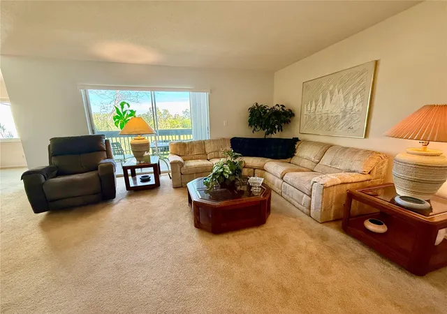 Listing Photo 4 - Condo for sale in building located at 835 N Keene Rd, CLEARWATER, FL 33755 - Unit #W23