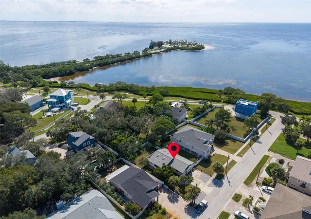 Photo 2 of Single family home for sale at 1907 Gulf Beach Blvd, Tarpon Springs, FL 34689 | MLS# TB8550376 | Listing updated on 2026-09-22