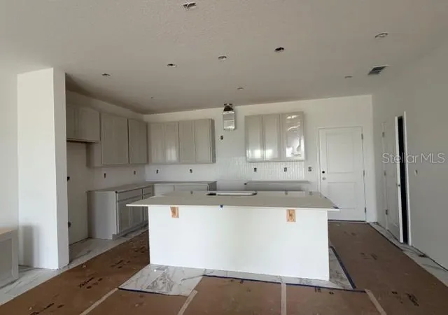 Photo 3 of Townhouse for sale at 4967 Loyalty Dr, Saint Cloud, FL 34772 | MLS# S5157956 | Listing updated on 2026-10-11