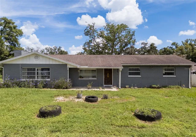 Photo 1 of Single family home for sale at 5217 Peach Ave, Seffner, FL 33584 | MLS# TB8550380 | Listing updated on 2026-10-10