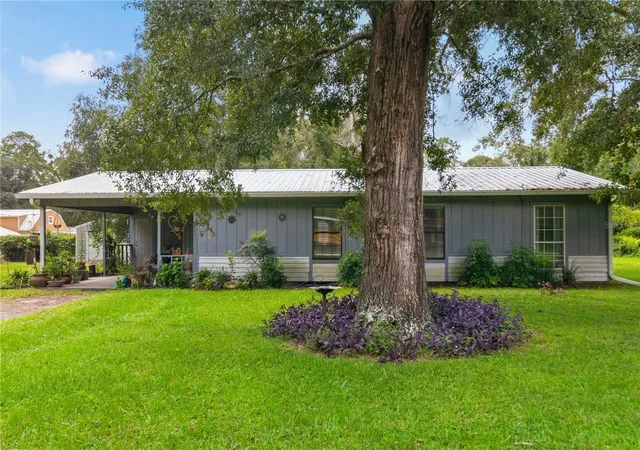 Photo 3 of Single family home for sale at 188 SW Coliseum Pl, Lake City, FL 32025 | MLS# OM732587 | Listing updated on 2026-09-20