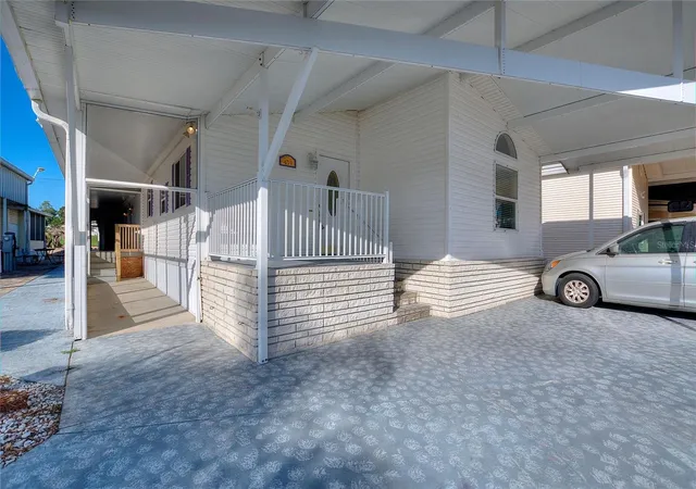 Photo 3 of Manufactured home for sale at 439 Par Pines Blvd, Davenport, FL 33837 | MLS# G5118038 | Listing updated on 2026-09-21
