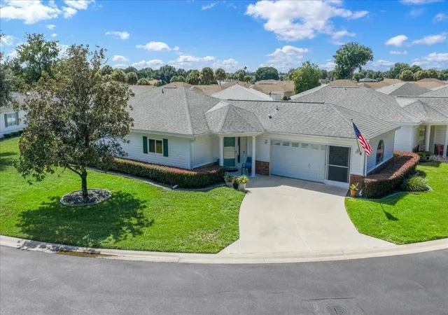 Single family home for sale at 13618 SW 111th Circle, DUNNELLON, FL 34432 | MLS# OM732591