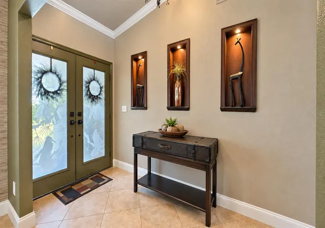 Photo 3 of Single family home for sale at 1040 Rosetree Ln, Tarpon Springs, FL 34689 | MLS# TB8550396 | Listing updated on 2026-09-20