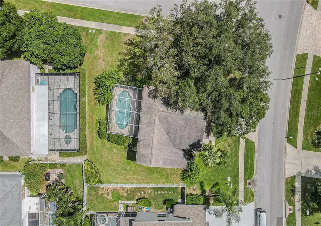 Photo 4 of Single family home for sale at 4951 Augusta Ave, Oldsmar, FL 34677 | MLS# TB8550397 | Listing updated on 2026-09-20