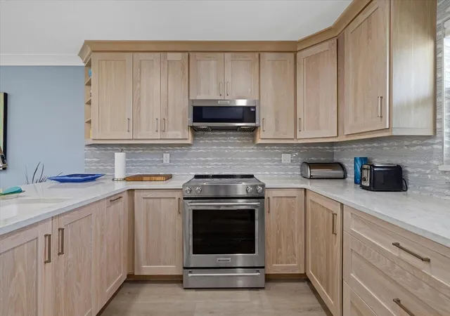 Photo 2 of Condo for sale at 9393 Midnight Pass Rd #302, Sarasota, FL 34242 | MLS# A4706734 | Listing updated on 2026-10-29
