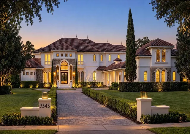 Photo 3 of Mansion for sale at 9343 Tibet Pointe Cir, Windermere, FL 34786 | MLS# O6443379 | Listing updated on 2026-10-03