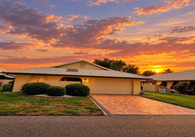 Photo 1 of Single family home for sale at 49 Sandstone Cir, Venice, FL 34293 | MLS# N6145842 | Listing updated on 2026-09-22