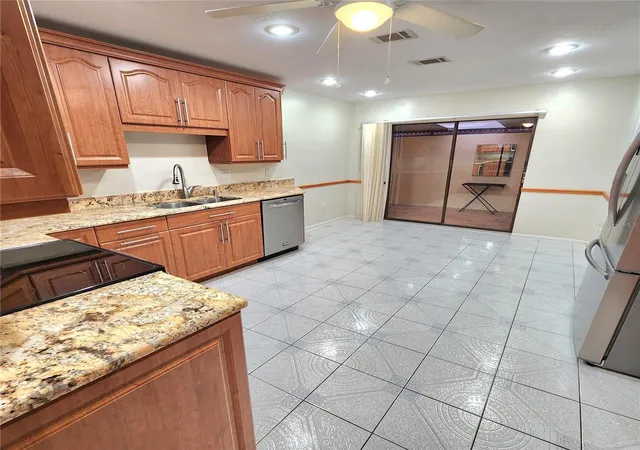 Photo 4 of Single family home for sale at 49 Sandstone Cir, Venice, FL 34293 | MLS# N6145842 | Listing updated on 2026-09-22