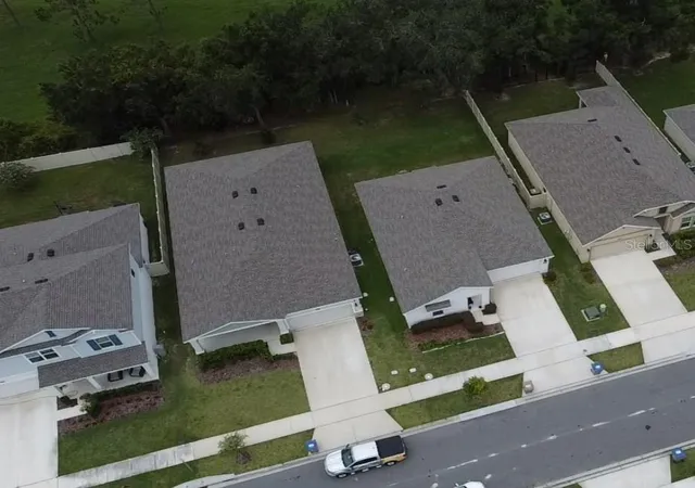 Photo 4 of Single family home for sale at 4367 Pebbles Throw Dr, Kissimmee, FL 34746 | MLS# O6443382 | Listing updated on 2026-10-07
