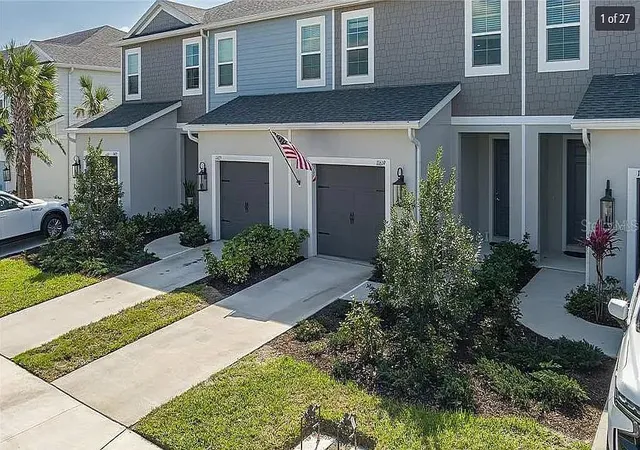Photo 3 of Townhouse for sale at 11619 Bluestone Ct, Parrish, FL 34219 | MLS# A4706736 | Listing updated on 2026-09-22