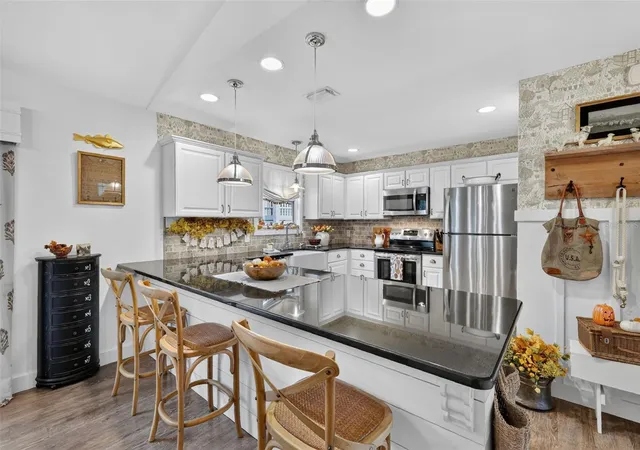 Photo 3 of Single family home for sale at 1700 Jadestone Ter, The Villages, FL 32162 | MLS# G5118042 | Listing updated on 2026-10-08