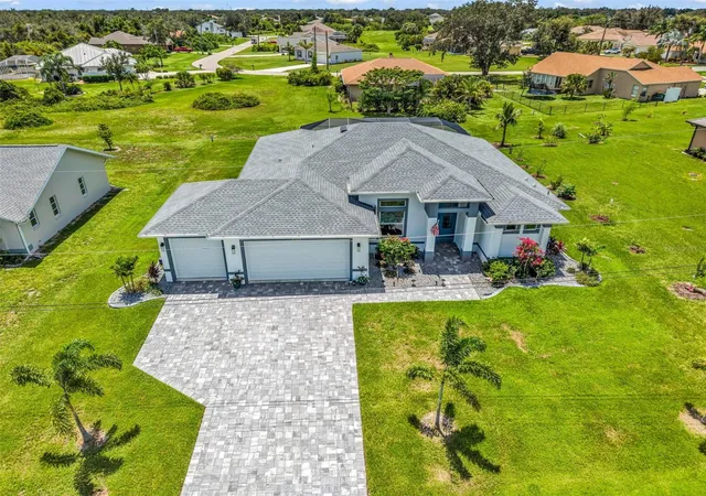 Photo 4 of Single family home for sale at 27233 Salta Dr, Punta Gorda, FL 33983 | MLS# C7530959 | Listing updated on 2026-10-05