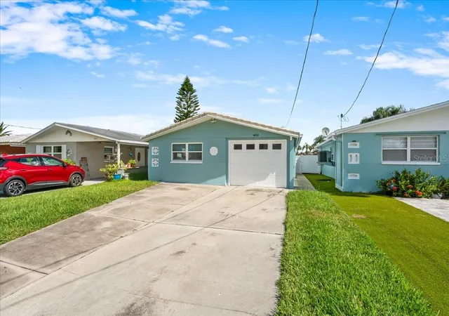 Photo 3 of Single family home for sale at 4821 Floramar Ter, New Port Richey, FL 34652 | MLS# TB8550422 | Listing updated on 2026-10-04