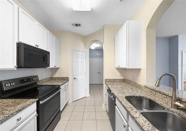 Photo 4 of Condo for sale at 6434 Cava Alta Dr #105, Orlando, FL 32835 | MLS# TB8550425 | Listing updated on 2026-09-24