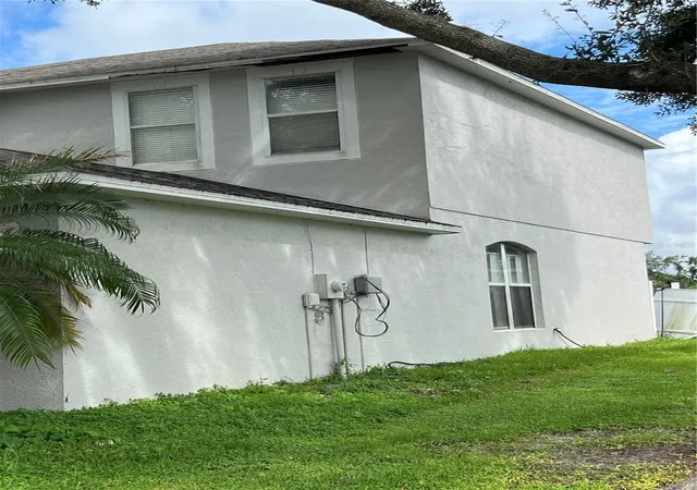 Photo 4 of Single family home for sale at 31803 Loch Aline Dr, Wesley Chapel, FL 33545 | MLS# TB8550426 | Listing updated on 2026-09-21
