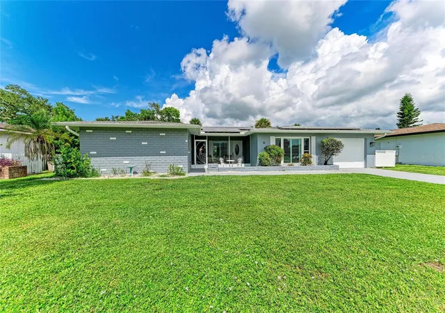 Single family home for sale at 16 Oakland Hills Pl, ROTONDA WEST, FL 33947 | MLS# D6148851