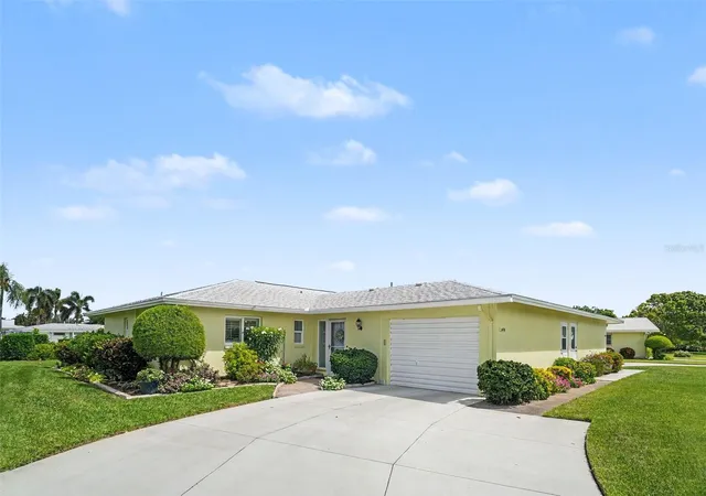 Single family home for sale at 6818 11th Avenue W, BRADENTON, FL 34209 | MLS# A4706740