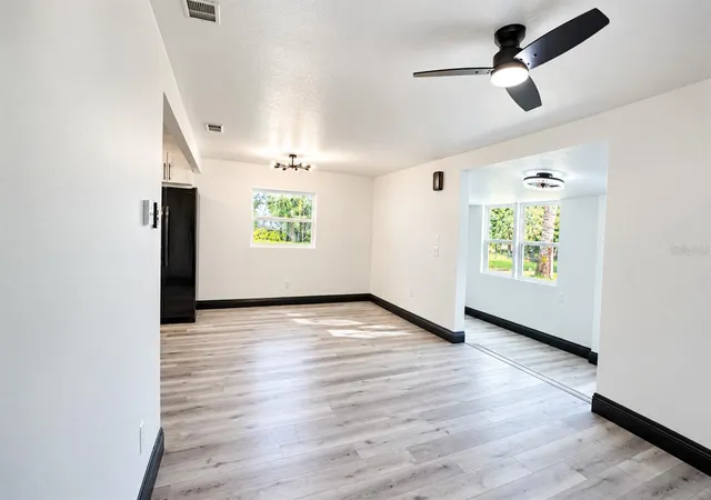 Photo 3 of Single family home for sale at 334 W Beresford Rd, Deland, FL 32720 | MLS# O6443399 | Listing updated on 2026-10-09