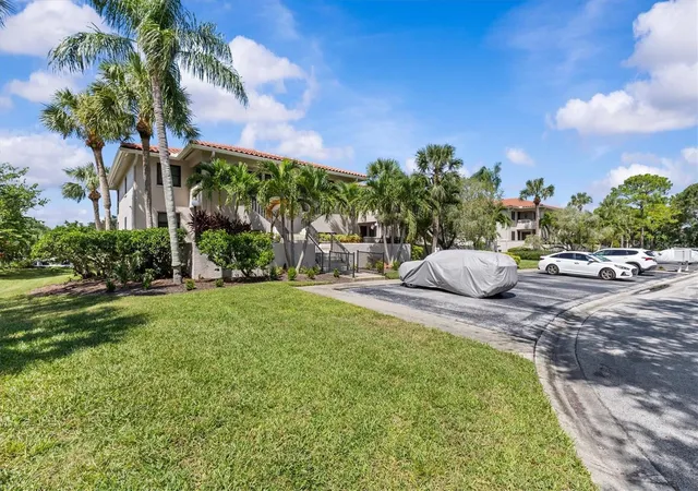 Photo 2 of Condo for sale at 1801 Mariner Dr #13, Tarpon Springs, FL 34689 | MLS# TB8550440 | Listing updated on 2026-10-05