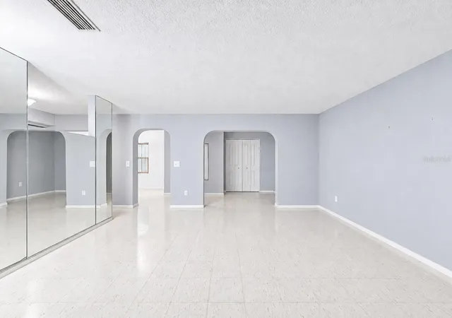 Photo 3 of Single family home for sale at 1026 W Rambla St, Tampa, FL 33612 | MLS# TB8550442 | Listing updated on 2026-09-21