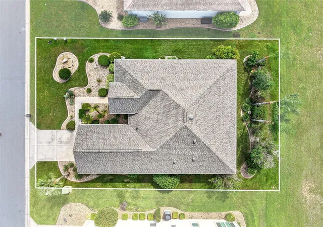 Photo 3 of Single family home for sale at 8970 SE 118th Lane, Summerfield, FL 34491 | MLS# OM732597 | Listing updated on 2026-09-26