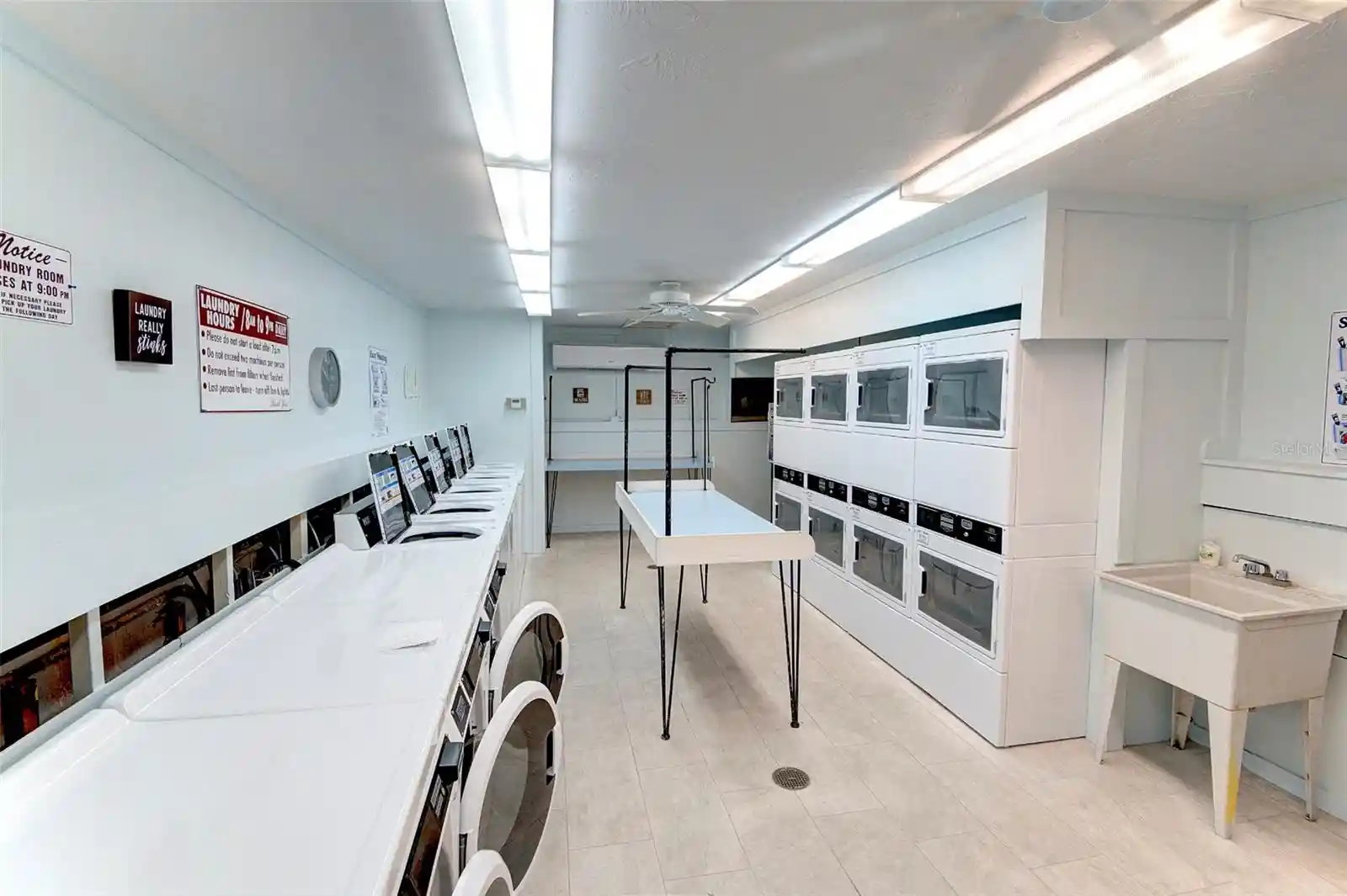 Listing Photo 46 - Condo for sale in 303 47Th Ave Dr W located at 303 47Th Ave Dr W, BRADENTON, FL 34207 - Unit #157