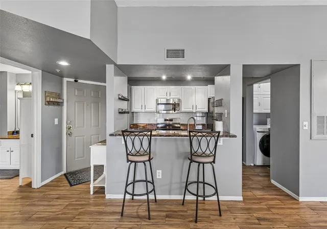 Photo 4 of Condo for sale at 420 Summit Ridge Pl #314, Longwood, FL 32779 | MLS# O6443408 | Listing updated on 2026-10-03