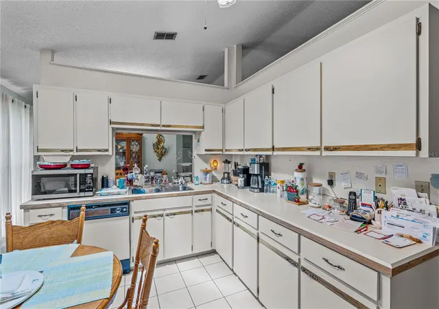 Photo 4 of Single family home for sale at 2825 Sabal Palm, Edgewater, FL 32141 | MLS# NS1089303 | Listing updated on 2026-09-21