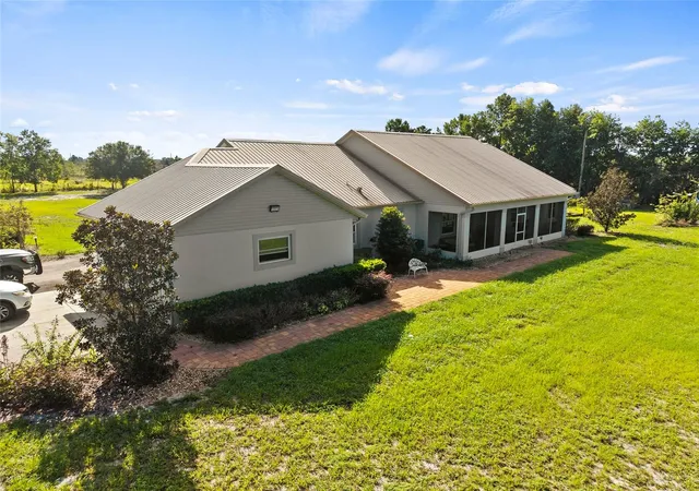 Photo 3 of Single family home for sale at 281 Gerber Dairy Rd, Winter Haven, FL 33880 | MLS# A4706754 | Listing updated on 2026-09-23