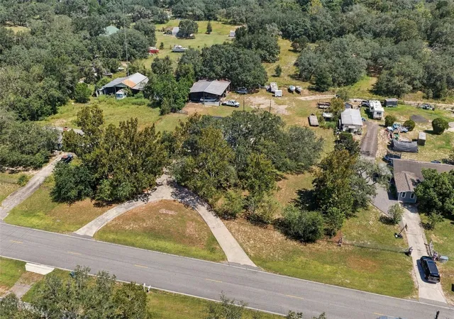 Photo 4 of Single family home for sale at 15440 Hays Rd, Spring Hill, FL 34610 | MLS# W7889669 | Listing updated on 2026-09-29