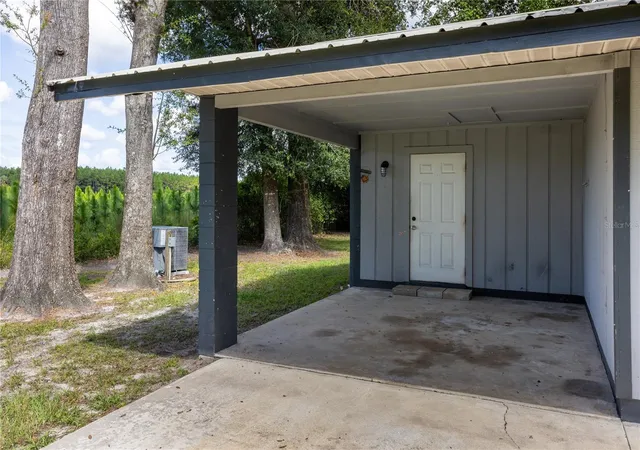 Photo 4 of Single family home for sale at 1424 NW 13th Avenue, Chiefland, FL 32626 | MLS# GC543644 | Listing updated on 2026-09-22