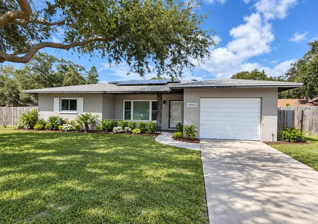 Photo 1 of Single family home for sale at 1450 Carolyn Ln, Clearwater, FL 33755 | MLS# TB8550459 | Listing updated on 2026-09-23