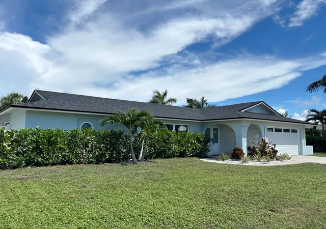 Single family home for sale at 4568 40th Street S, Saint Petersburg, FL 33711 | MLS# TB8550463 | Listing updated on 2026-09-21