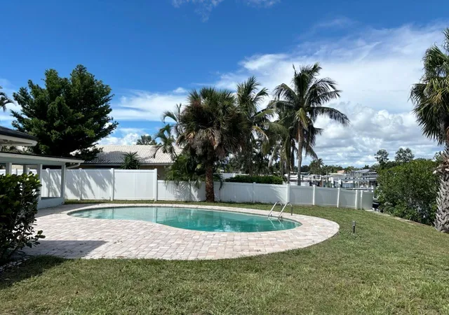 Photo 1 of Single family home for sale at 4568 40th Street S, Saint Petersburg, FL 33711 | MLS# TB8550463 | Listing updated on 2026-09-21