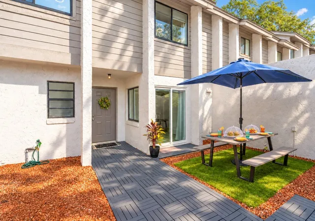 Photo 1 of Townhouse for sale at 139 Olive Tree Cir, Altamonte Springs, FL 32714 | MLS# O6443413 | Listing updated on 2026-10-08