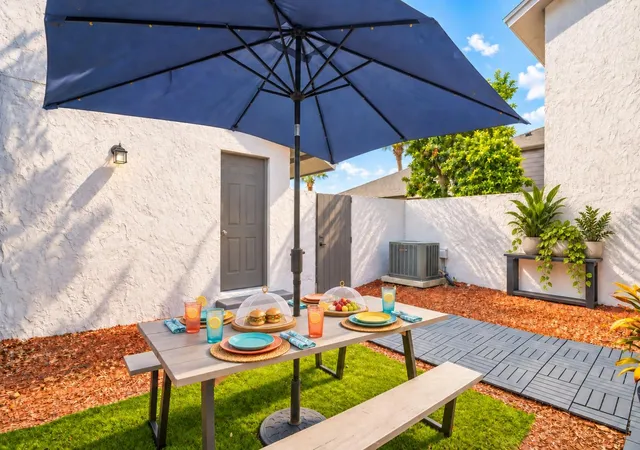Photo 4 of Townhouse for sale at 139 Olive Tree Cir, Altamonte Springs, FL 32714 | MLS# O6443413 | Listing updated on 2026-10-08