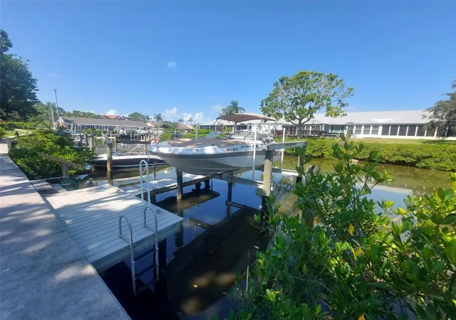 Photo 2 of Townhouse for sale at 9446 Tradewinds Ave, Seminole, FL 33776 | MLS# TB8550466 | Listing updated on 2026-09-26