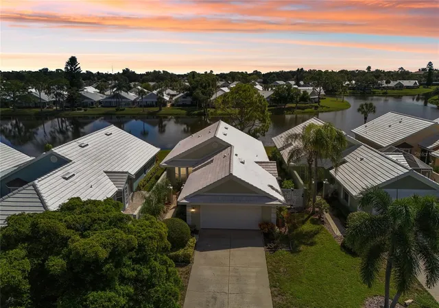 Photo 2 of Single family home for sale at 805 Harrington Lake Dr N #76, Venice, FL 34293 | MLS# A4706761 | Listing updated on 2026-10-07