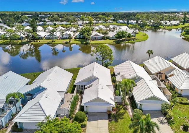 Photo 3 of Single family home for sale at 805 Harrington Lake Dr N #76, Venice, FL 34293 | MLS# A4706761 | Listing updated on 2026-10-07