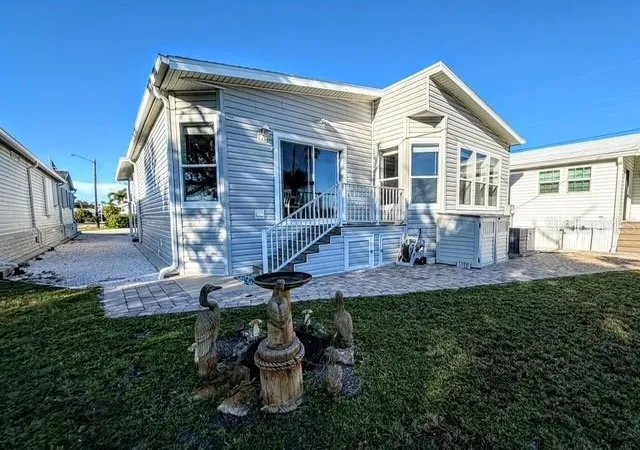 Photo 2 of Manufactured home for sale at 822 S Waterway, Venice, FL 34285 | MLS# N6145844 | Listing updated on 2026-09-21