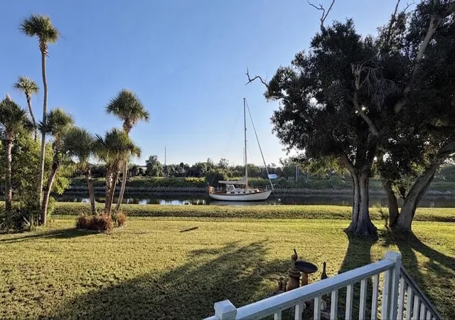 Photo 3 of Manufactured home for sale at 822 S Waterway, Venice, FL 34285 | MLS# N6145844 | Listing updated on 2026-10-15