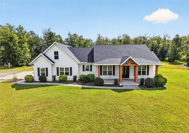 Single family home for sale at 11833 NW 234th Street, ALACHUA, FL 32615 | MLS# GC543646