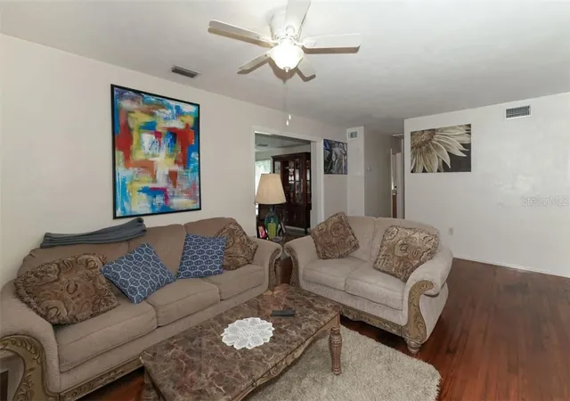 Photo 2 of Single family home for sale at 2141 Sunnyside Ln, Sarasota, FL 34239 | MLS# A4706765 | Listing updated on 2026-09-21