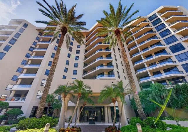 Photo 1 of Condo for sale at 1281 Gulf Of Mexico Dr #707, Longboat Key, FL 34228 | MLS# A4706767 | Listing updated on 2026-10-13