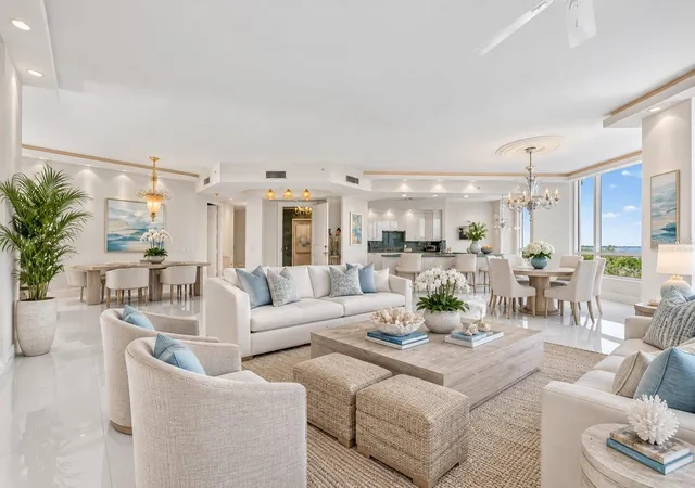Photo 3 of Condo for sale at 1281 Gulf Of Mexico Dr #707, Longboat Key, FL 34228 | MLS# A4706767 | Listing updated on 2026-10-13
