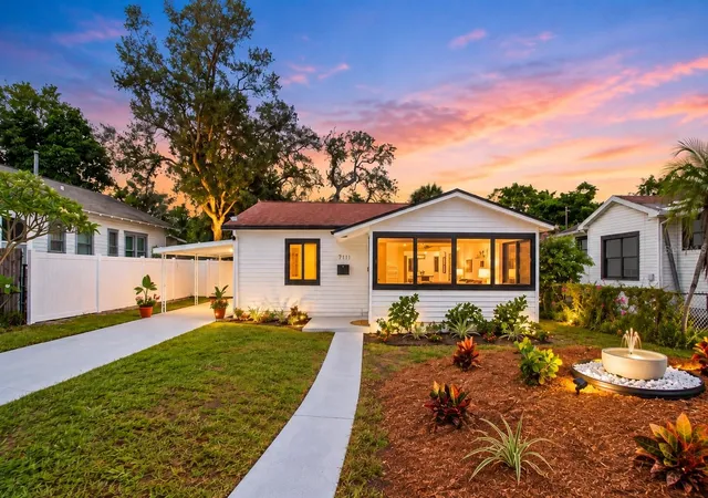 Photo 2 of Single family home for sale at 711 19th Avenue S, Saint Petersburg, FL 33705 | MLS# TB8550480 | Listing updated on 2026-10-22